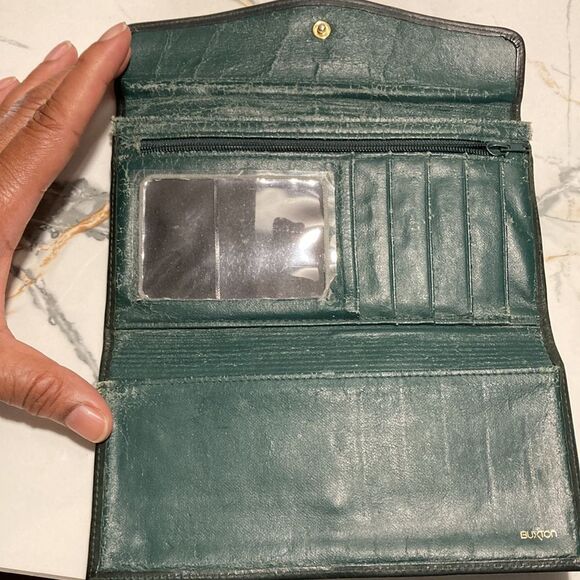 Buxton Wallet - Picture 3 of 6